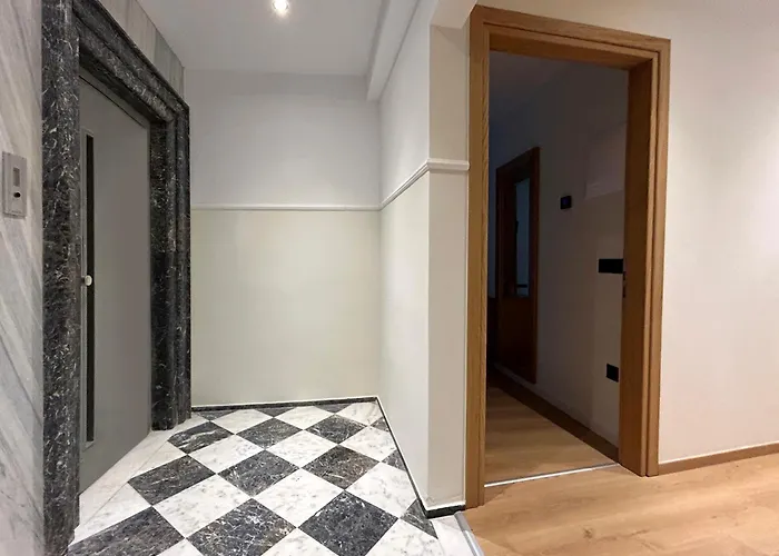 Апарт-отель Downtown 4*